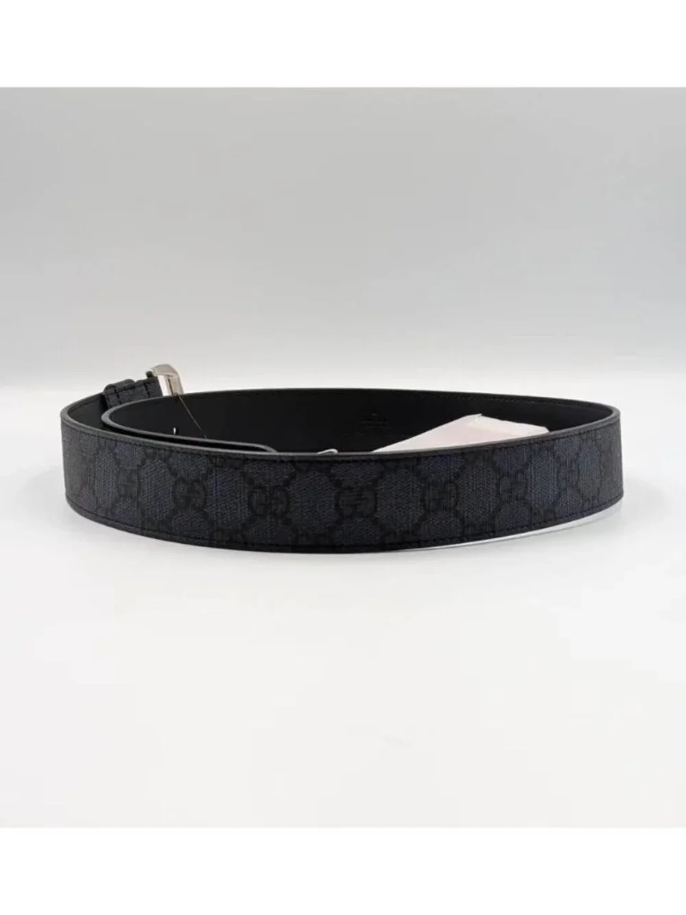Gucci Men’s Interlocking G Supreme Calfskin W35mm Belt Dark Blue 120cm 673921